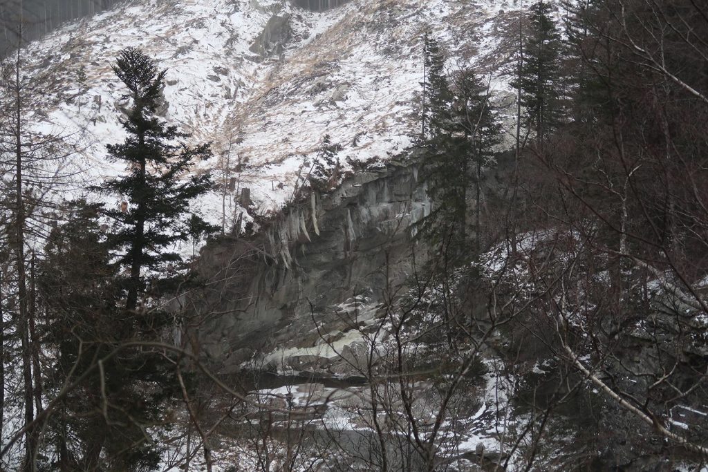 Das Bild zeigt die Eisverhältnisse Maltatal, den Dry Tooling Sektor "Wingmaster".